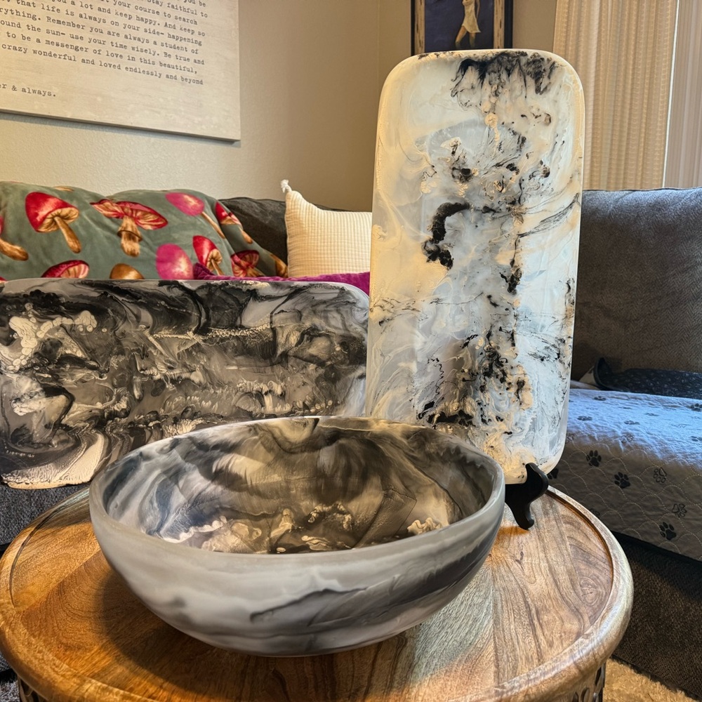 Modern Serving bowl and platters